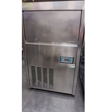 Ледогенератор Hurakan HKN-IMC30M кубиковый лед
