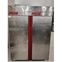 Б/у Холодильный шкаф AngeloPo | 1400 л, 2 раздвижные двери, Верхний компрессор | BU HORECA