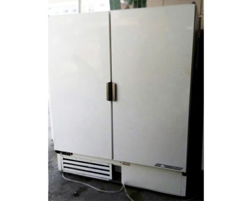 Холодильна шафа Cold S-1400 | 2 двері, 1400 л, +1°...+8°C | BU HORECA Холодильна шафа Cold S-1400 | 2 двері, 1400 л, +1°...+8°C | BU HORECA