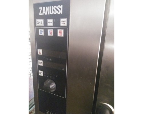 Пароконвектомат Zanussi FCZ101EBA Пароконвектомат Zanussi FCZ101EBA