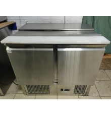 Стол холодильный 2 двери саладета Amitek AK900