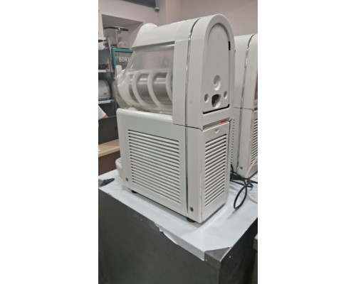 Фризер для морозива UGOLINI MINIGEL PLUS 1 326х Фризер для морозива UGOLINI MINIGEL PLUS 1 326х