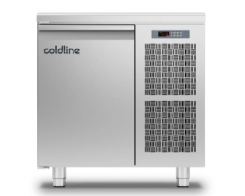 Холодильний стіл Master GN | 1 дверний, -2°...+8°C, зі стільницею, 710 мм, R290, клас A | BU HORECA Холодильний стіл Master GN | 1 дверний, -2°...+8°C, зі стільницею, 710 мм, R290, клас A | BU HORECA
