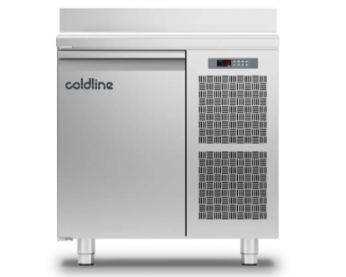 Холодильний стіл Master 600 | 1 дверний, -2°...+8°C, зі стільницею та бортом, 710 мм, R290, клас A | BU HORECA