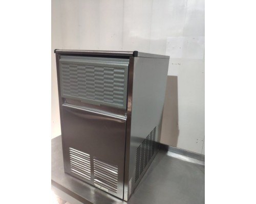 Льодогенератор Ice Maker B 21 AS 230/50/1 Льодогенератор Ice Maker B 21 AS 230/50/1