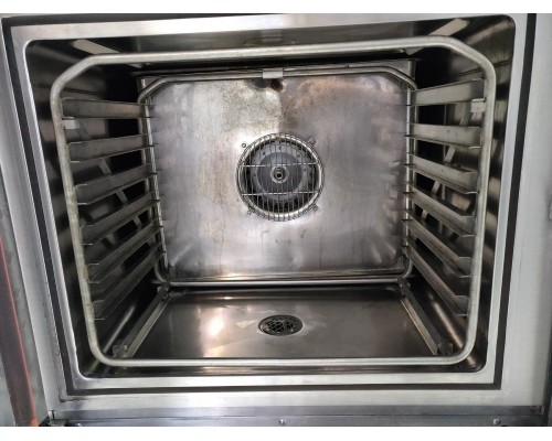 Пароконвектомат Lainox HDE 106L бу Пароконвектомат Lainox HDE 106L бу