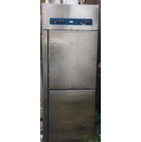 Шкаф холодильно-морозильний Zanussi 1M 2T