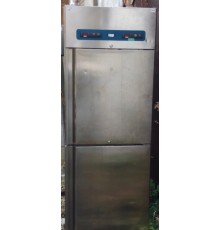 Шкаф холодильно-морозильный Zanussi 1M 2T