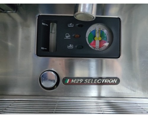 Кофеварка La Cimbali M29 Selectron DT/3 R Кофеварка La Cimbali M29 Selectron DT/3 R