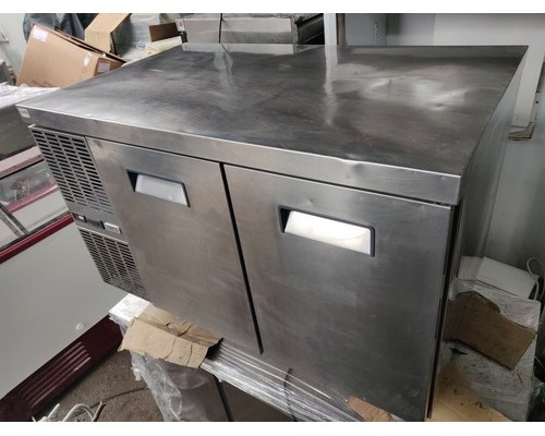 Стол холодильный 2 двери Zanussi TAVM.L.