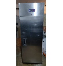 Шкаф холодильний 1 двері нерж Desmon BM6A