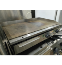 Жарочная поверхность комбинированная настольная GoodFood EG73FR