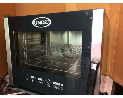 Пароконвектомат Unox XVC 304 Пароконвектомат Unox XVC 304