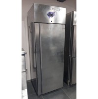 Холодильний шкаф Desmon SM7