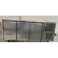 Стол холодильный Tecnodom TF03MID60