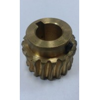 ШЕСТЕРНЯ F2020 БРОНЗОВАЯ ДЛЯ МЯСОРУБКИ FAMA MOD.8