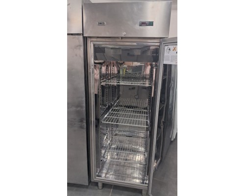 Б/в холодильна шафа Zanussi RS06P41F - купити в BU HORECA