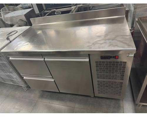 Стіл холодильний Coldline TP13/2MХ 