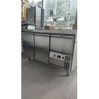 Стіл морозильний 2х дверний Isselbaecher TF37