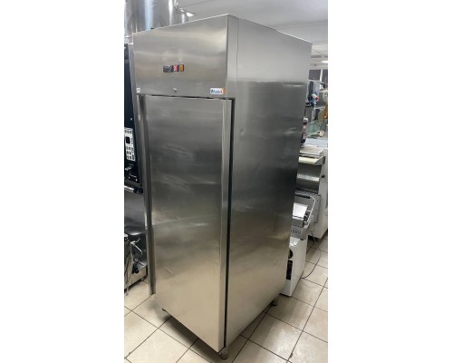 Шафа холодильна 1 двері нержавійка Amitek AK650TN  | Професійна, -2°...+8°C, нержавіюча сталь | BU HORECA