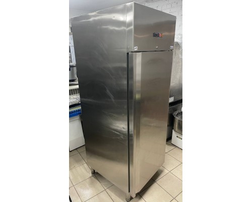 Шафа холодильна 1 двері нержавійка Amitek AK650TN  | Професійна, -2°...+8°C, нержавіюча сталь | BU HORECA