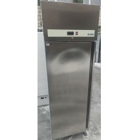 Шафа холодильна 1 двері нерж KBS KGCP-701L