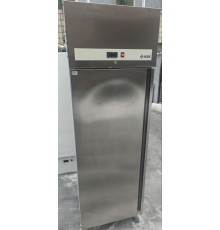 Шафа холодильна 1 двері нерж KBS KGCP-701L