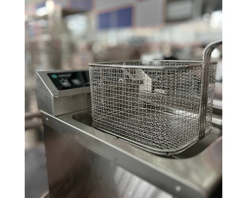 Фритюрниця індукційна HURAKAN HKN-FDI8T | 8 л, Сенсорне керування, 3.5 кВт | BU HORECA