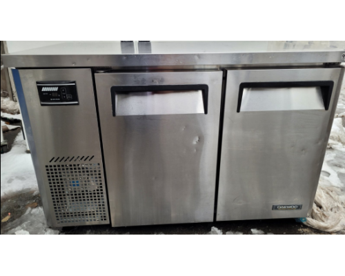 Б/в стіл холодильний 2 двері Daewoo KUR12-2 - купити в BU HORECA Б/в стіл холодильний 2 двері Daewoo KUR12-2 - купити в BU HORECA
